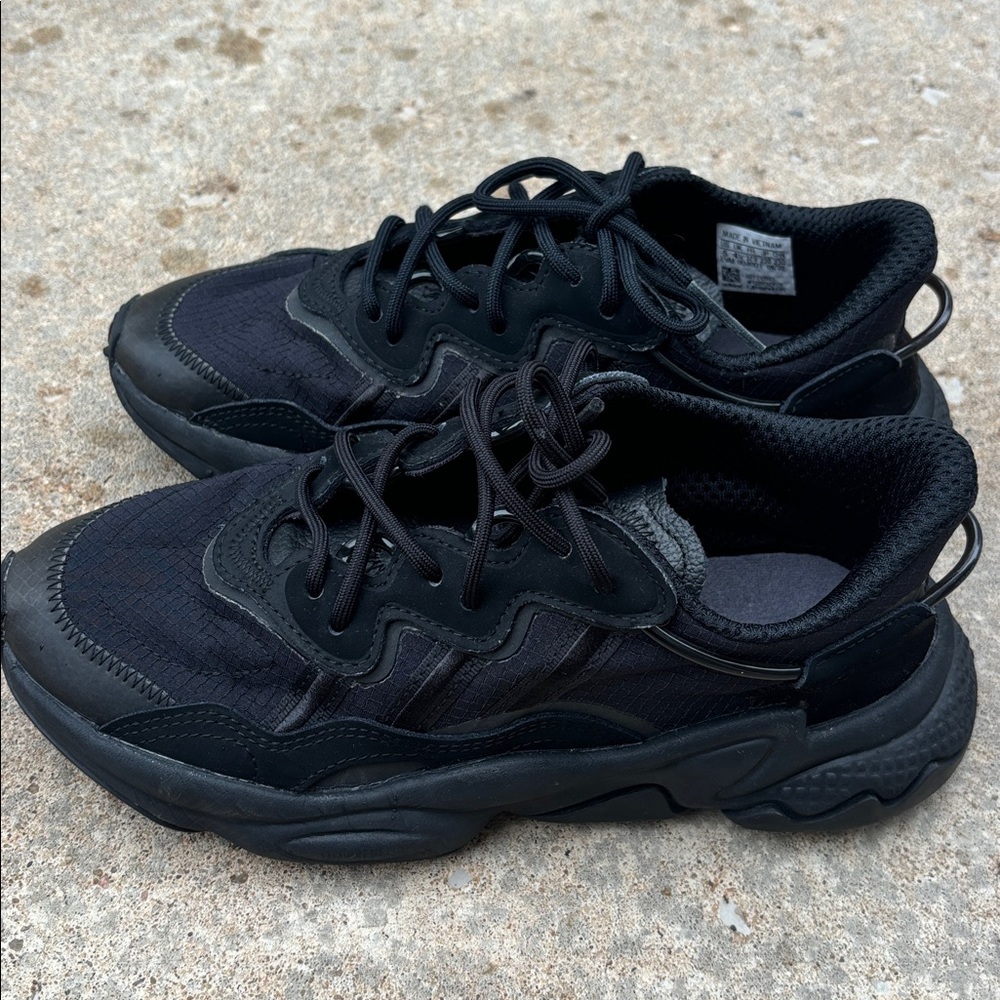 Adidas Ozweego Shoes